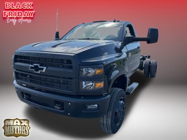 2023 Chevrolet Silverado MD LT