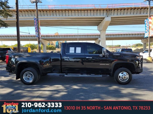 2023 Chevrolet Silverado 3500HD High Country