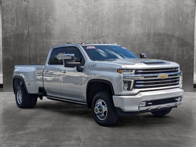 2023 Chevrolet Silverado 3500HD High Country