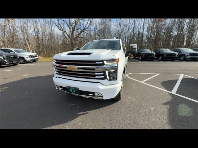 2023 Chevrolet Silverado 3500HD High Country