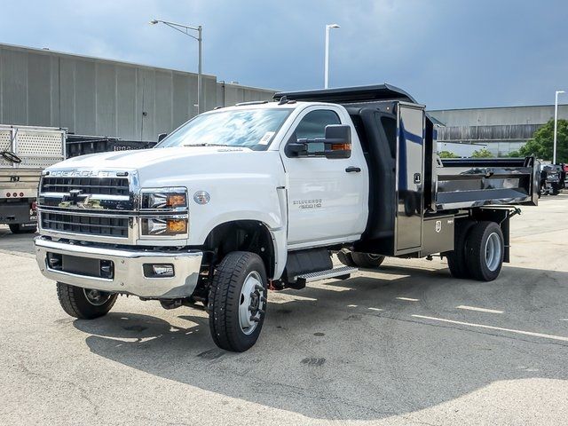 2023 Chevrolet Silverado MD LT