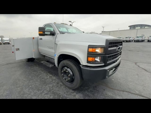 2023 Chevrolet Silverado MD LT