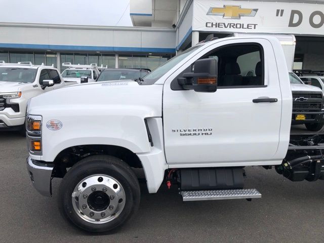 2023 Chevrolet Silverado MD LT