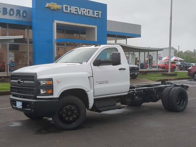 2023 Chevrolet Silverado MD LT