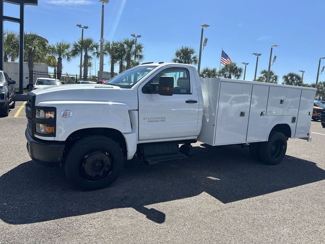 2023 Chevrolet Silverado MD LT