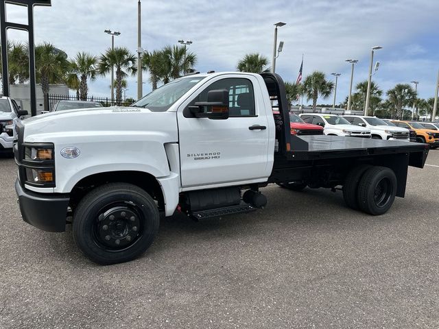 2023 Chevrolet Silverado MD LT