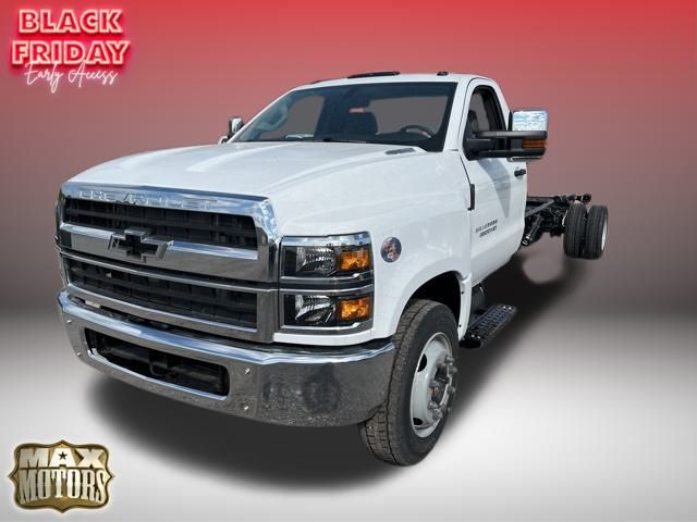 2023 Chevrolet Silverado MD 