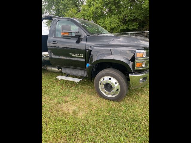 2023 Chevrolet Silverado MD LT