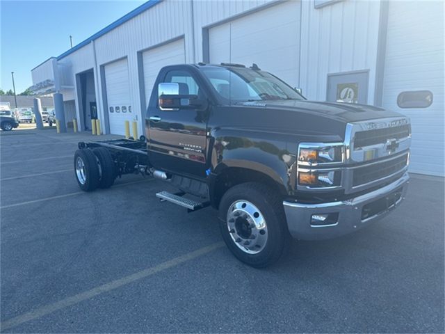 2023 Chevrolet Silverado MD LT