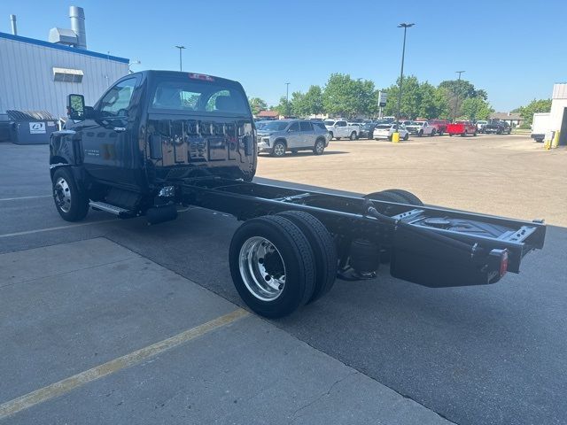 2023 Chevrolet Silverado MD LT