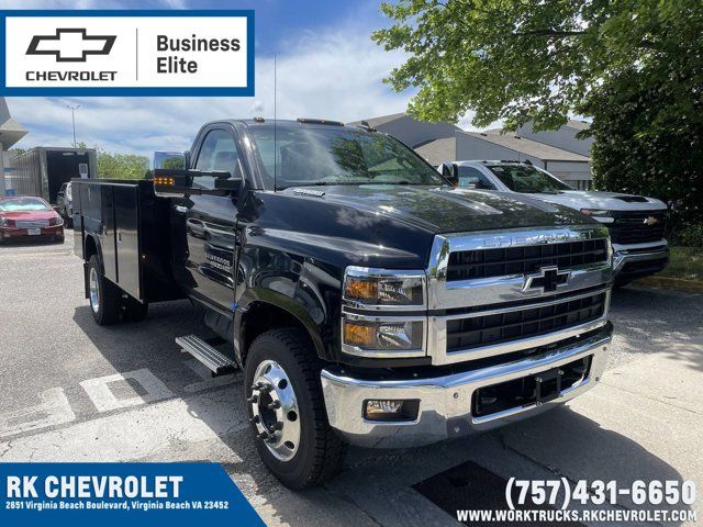 2023 Chevrolet Silverado MD LT