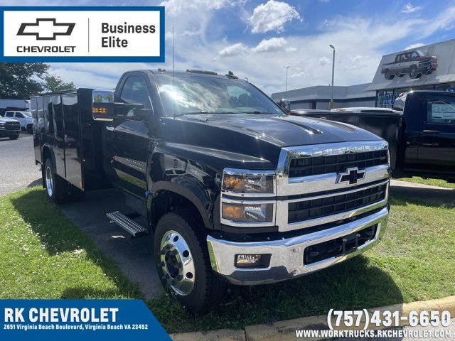 2023 Chevrolet Silverado MD LT