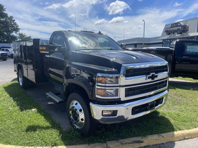 2023 Chevrolet Silverado MD LT