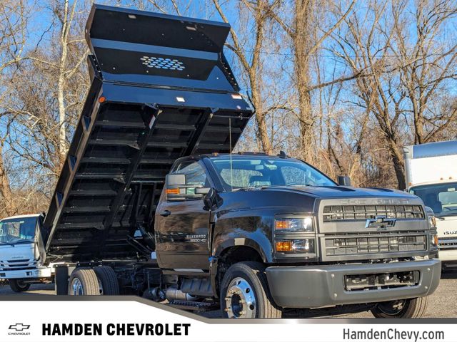 2023 Chevrolet Silverado MD LT