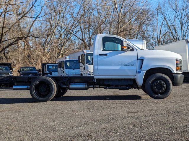 2023 Chevrolet Silverado MD LT