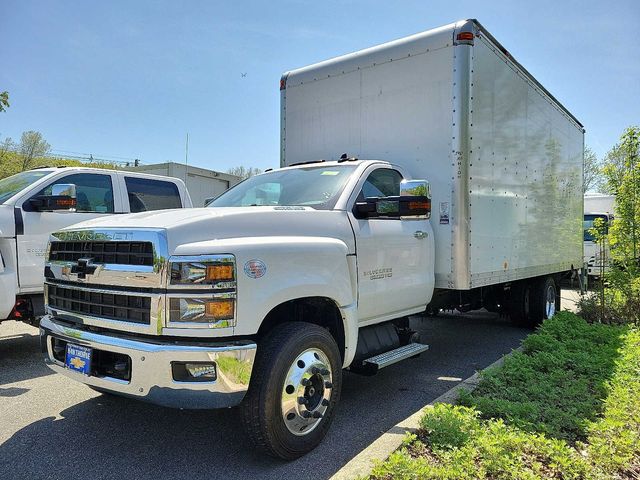 2023 Chevrolet Silverado MD LT