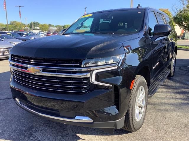 2023 Chevrolet Suburban LT