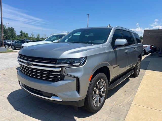 2023 Chevrolet Suburban LT