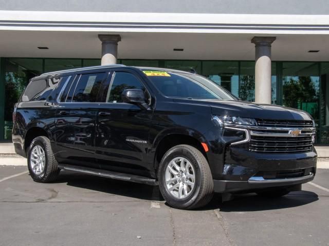 2023 Chevrolet Suburban LT