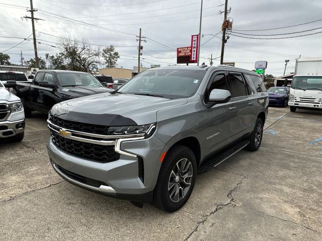 2023 Chevrolet Suburban LS