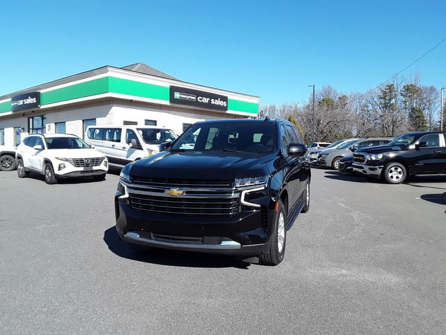 2023 Chevrolet Suburban LT