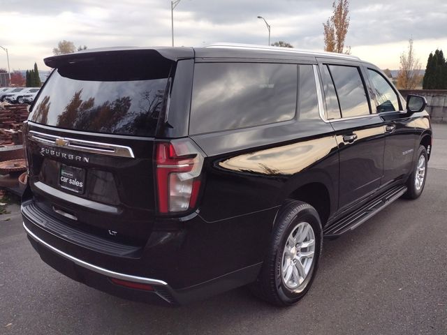 2023 Chevrolet Suburban LT