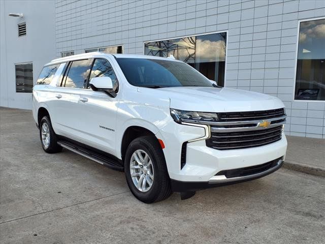 2023 Chevrolet Suburban LT