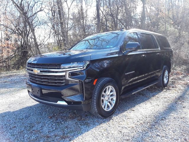 2023 Chevrolet Suburban LT