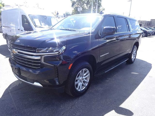 2023 Chevrolet Suburban LT