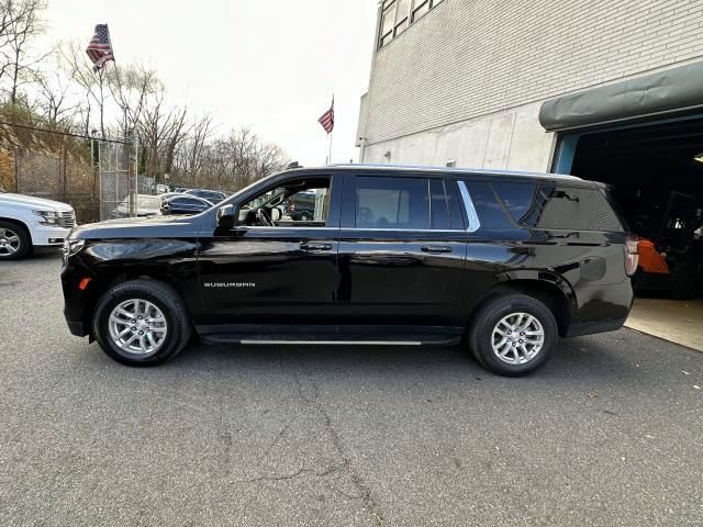 2023 Chevrolet Suburban LT