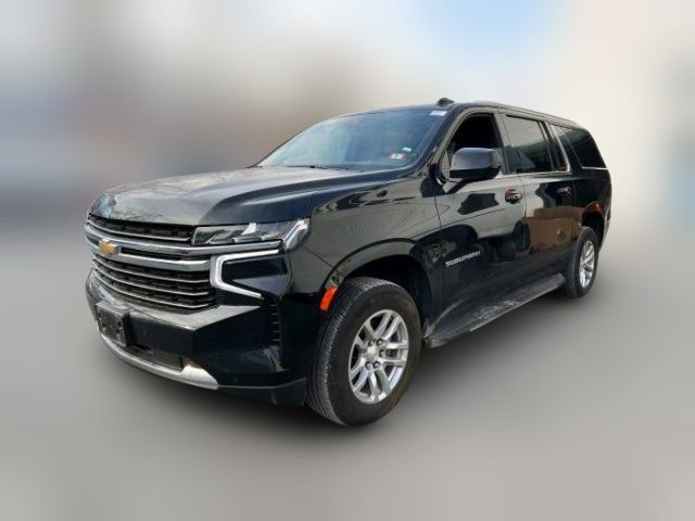 2023 Chevrolet Suburban LT