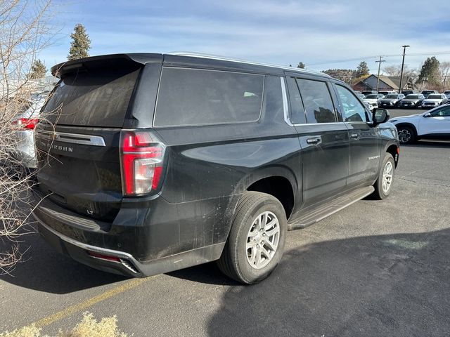 2023 Chevrolet Suburban LT