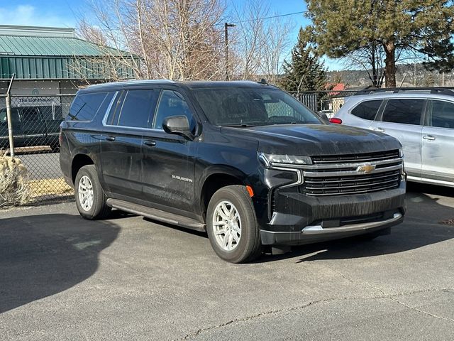 2023 Chevrolet Suburban LT