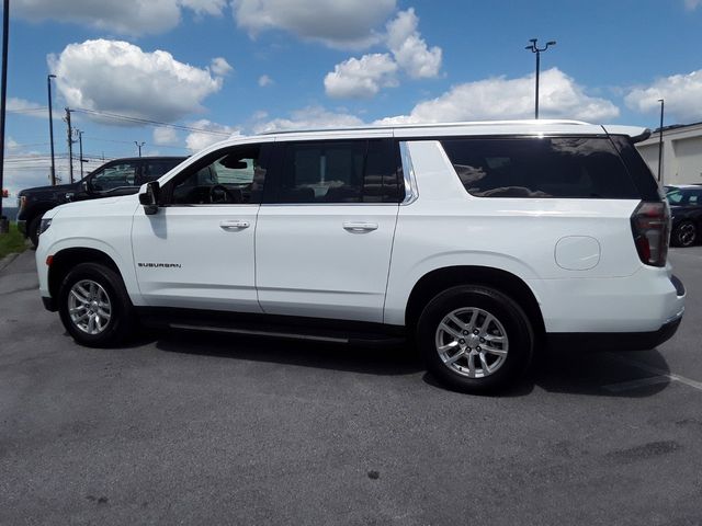 2023 Chevrolet Suburban LT