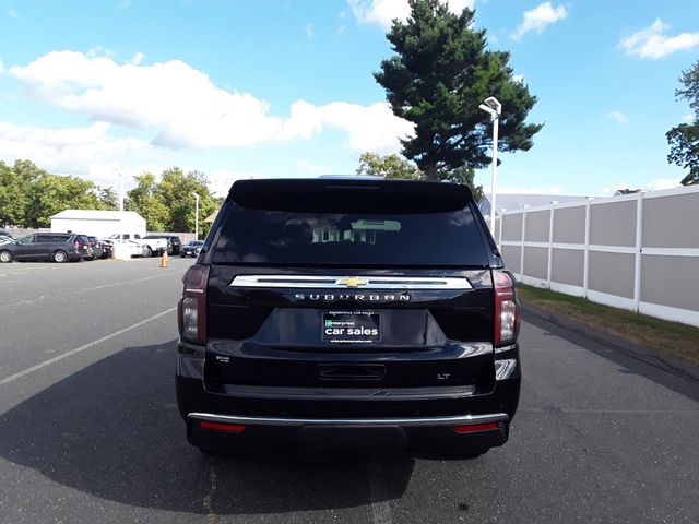 2023 Chevrolet Suburban LT