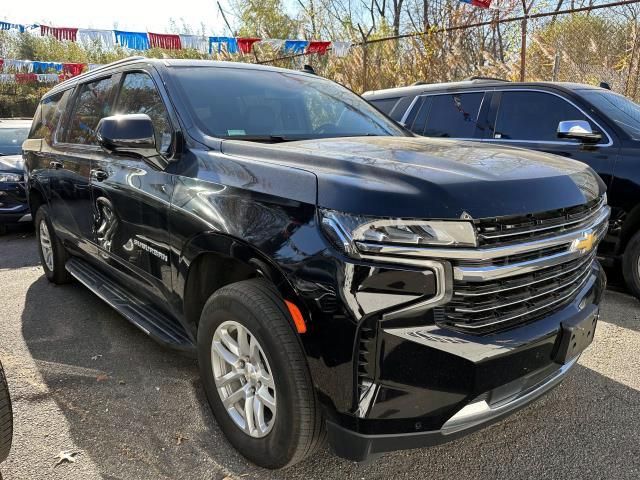 2023 Chevrolet Suburban LT