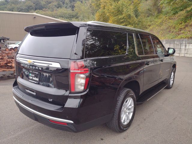 2023 Chevrolet Suburban LT