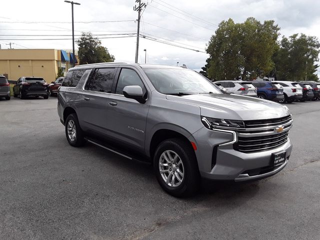 2023 Chevrolet Suburban LT