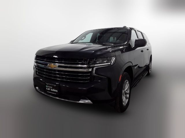 2023 Chevrolet Suburban LT