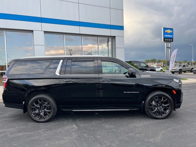 2023 Chevrolet Suburban High Country