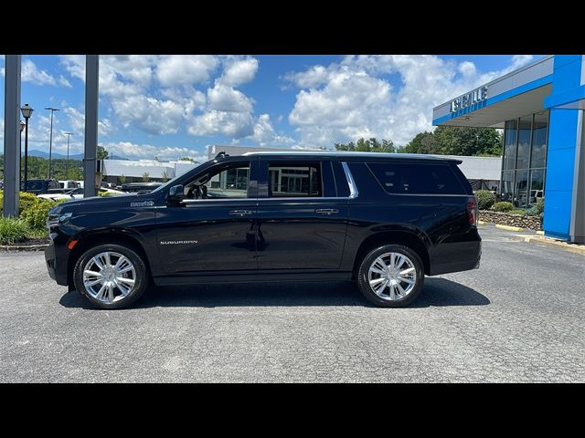 2023 Chevrolet Suburban High Country