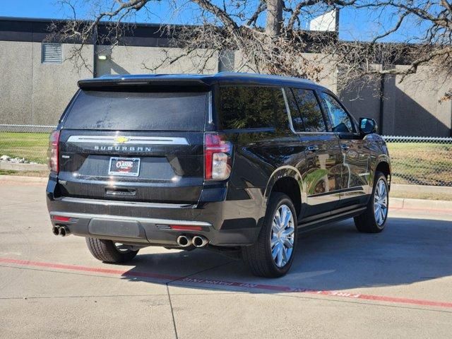 2023 Chevrolet Suburban High Country