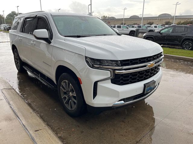 2023 Chevrolet Suburban LS