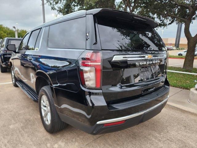 2023 Chevrolet Suburban LS