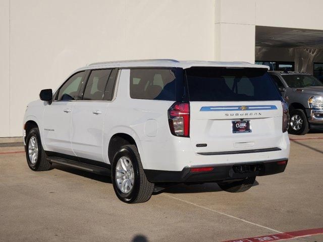 2023 Chevrolet Suburban LS