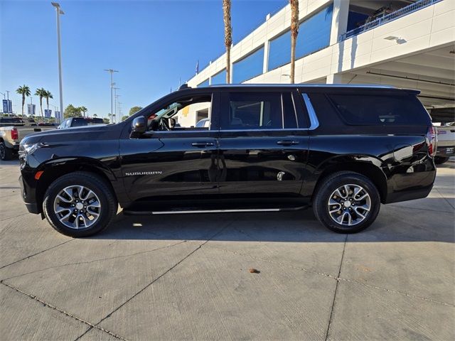 2023 Chevrolet Suburban LS