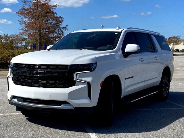 2023 Chevrolet Suburban LS