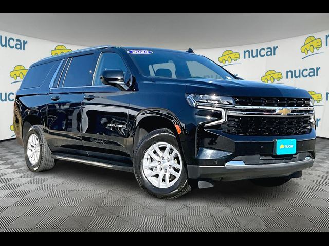 2023 Chevrolet Suburban LS