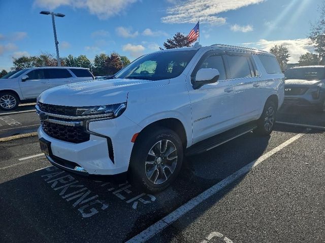 2023 Chevrolet Suburban LS