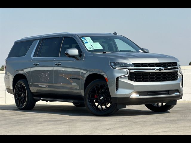 2023 Chevrolet Suburban LS